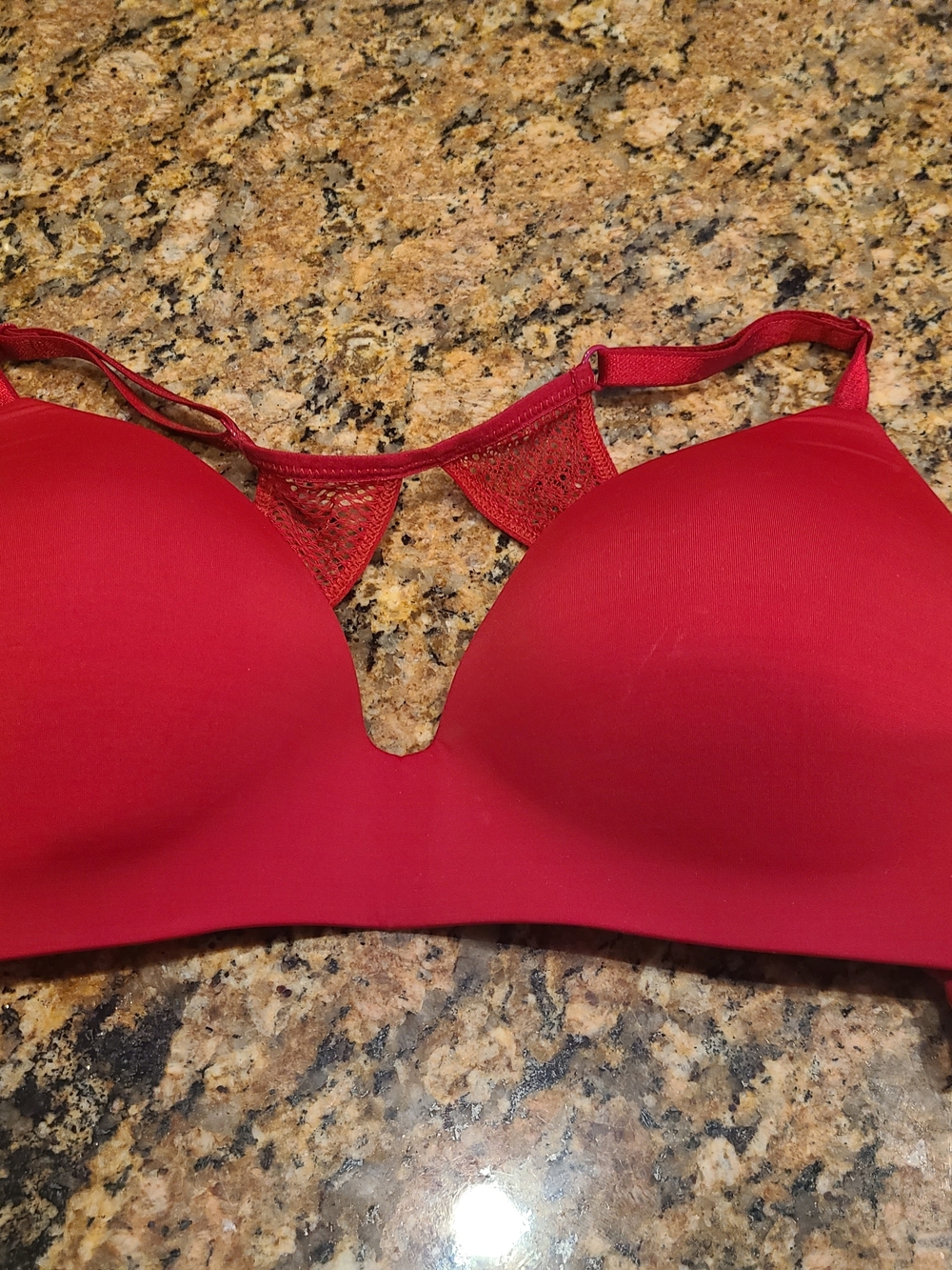 NWT- Victoria's Secret- Red Racerback Plunge T-Shirt Bra 32D